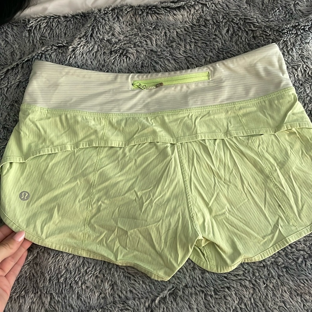 Pastel Green 2.5 inch speed up Lululemon shorts